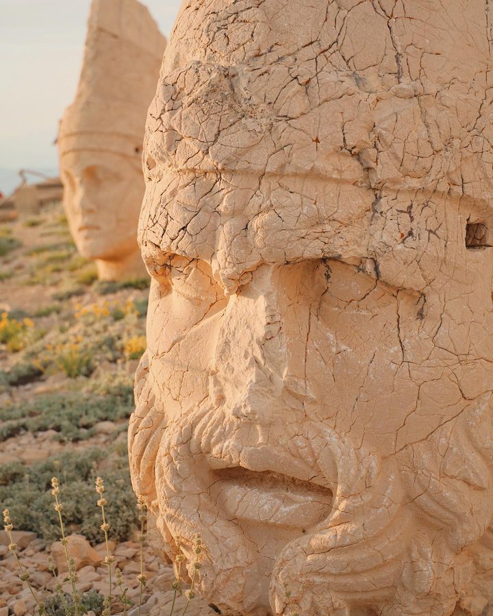 Mount_Nemrut05